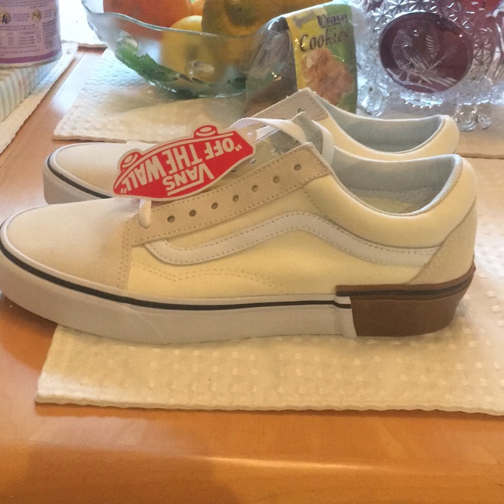 Vans shoes men’s size 8